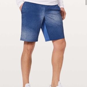 Lululemon THE Short Athletic Shorts Mens Small Ocean Spray Ice Grey Admiral Blue